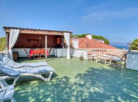 Apart con terraza y vistas al mar, hotel in Calonge