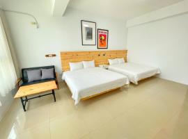 Imanuel Surfing B&B, zelfstandige accommodatie in Hengchun Old Town