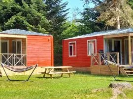 Chalet et mobil homes dans la montagne au Camping les Sapins