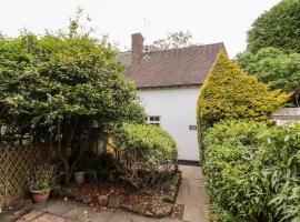 Hock-tide Cottage, holiday home in Kenilworth