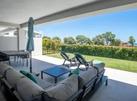 Emerald Green 2380 Golf & beach