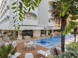 Hotel Vittoria: Riccione şehrinde bir otel