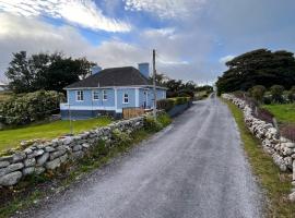 Wild Atlantic Stay Cottage, vacation home in Galway