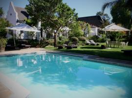 Albourne Guesthouse, hotel bintang 4 di Somerset West