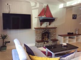 Roundstone Retreats Quayside luxury apt, hotel v destinaci Roundstone