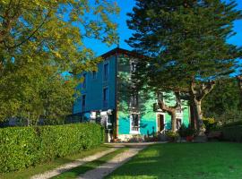 Hotel Rural La Raposera, beach hotel in Caravia