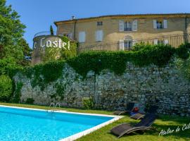 Peaceful retreat in Drome Provencale Castel, hotel perto de Campo de Golfe Valdaine, Montboucher-sur-Jabron