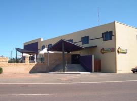 New Whyalla Hotel, hotel di Whyalla