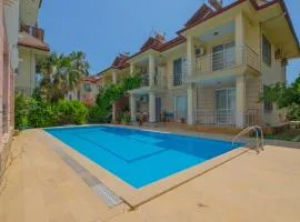 YAS Çalış Beach Villa