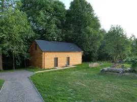 Apartament deluxe z jacuzzi w drzewach