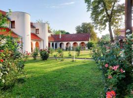 Gosztonyi Villa, hotel poblíž významného místa Dobrodružný park Tihany, Siófok