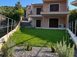 Villa Sea Breezes, hotel with parking in Theologos