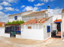 Casa Cueva Alegría, hotel Valdegangában