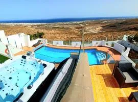 Villa Vista Mar II, 280 qm, heated Pool, HotTube, Gaming Room, fast Internet, Meerblick