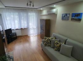 Komfortowy, klimatyzowany apartament Góry Marzeń – hotel w mieście Sanok