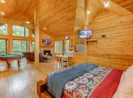 Perfect Couples Cabin w 2 Person Spa Bath