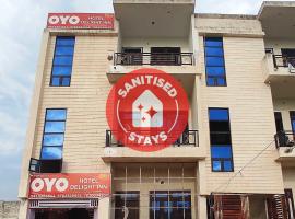OYO 91571 Hotel Delight Inn, hotel v destinaci Manoharpur