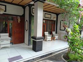 Rumah Askara, hotel with pools in Lovina