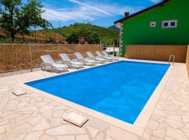 Holiday Home Mediteran, отель в Неуме