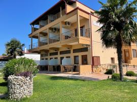 Helios Hotel, hotel v destinaci Stavros