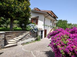 Cozy Home In Anguillara Sabazia With Kitchenette, hotel barato en Anguillara Sabazia