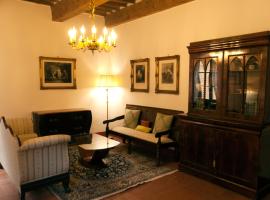 Palazzo Benucci, Bed & Breakfast in San Gimignano