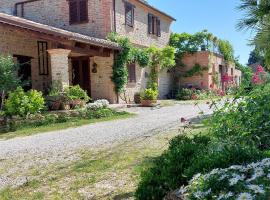 Casale San Martino Agriturismo Bio, feriegård i SantʼAngelo in Pontano