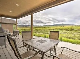3 Mi to Granby Ranch Home with Hot Tub and Mtn Views!