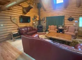 Cozy Alto Cabin on 2 Acres Near Fishing and Skiing!