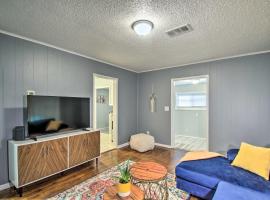 Convenient Pensacola Home with Deck and Fire Pit!, hotel near Fort Pickens, Pensacola