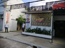 JOE'S HOTEL, GRILL AND RESTAURANT, Hotel in Daet