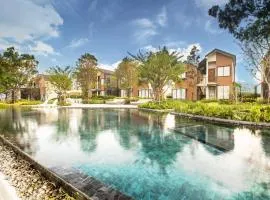 Saksiam Lakeside Resort