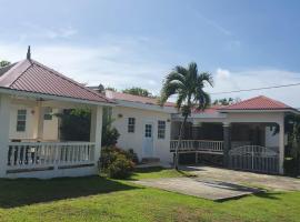 Burns' Apartment, hotel en Cap Estate