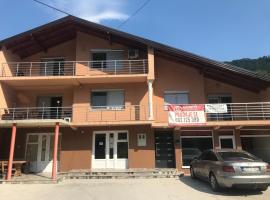 sweet home, hotel i nærheden af Željeznička Stanica Begov Han, Nemila