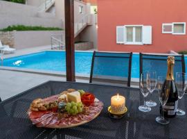 Villa MEDITERRANO Pool & Tavern Mostar, hotell i Buna