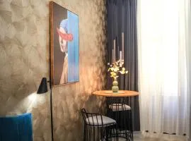 Hedone City Luxury Apartments with FREE PARKING