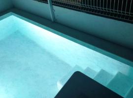 “Flor de Sal” Charming Traditional Andalusian House, hotel in Ayamonte