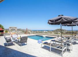 Des & Coo Luxury Villa with Private Pool – dom wakacyjny w mieście Faliraki