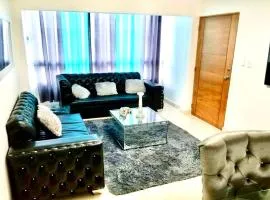 Acogedor apartment , seguridad las 24 horas , Airport 8 minutos, Centro de Santiago 10 Minutos , Tamboril la capital mundial del cigarro 10 minutos