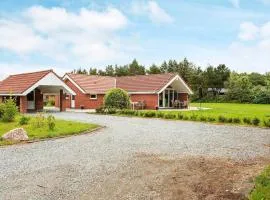 8 person holiday home in Oksbøl-By Traum