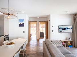 Polaris 1 002 LUXE & SKI LIFT apartment, ξενοδοχείο σε Zinal