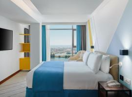 Holiday Inn & Suites - Cairo Maadi by IHG, hótel í Kaíró