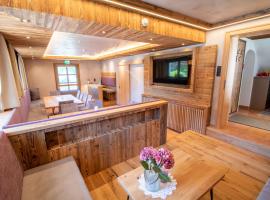 Haus am See - Ferienhaus Reintal, hotel in Kramsach