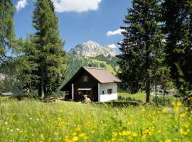 Gemütliche Hütte in den Bergen, hôtel à Sonnenalpe Nassfeld près de : Rossalmlift