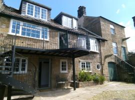 Rivulet Cottage, hotel with parking in Pateley Bridge