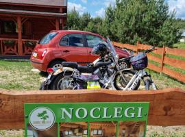 Dobre Miejsce na Roztoczu, hotel a Huta Różaniecka