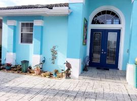 Cape Paradise B & B, holiday rental in Cape Coral
