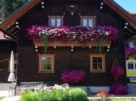 Chalet Taurachblick, cottage in Tamsweg