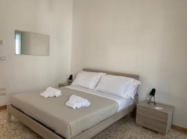 Elena Casa Vacanze 2 – hotel w mieście San Donato di Lecce