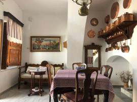 Partarolos Traditional House, holiday home in Apeiranthos